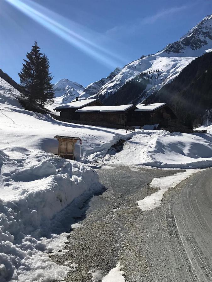 Senninger Alm Acomodação com café da manhã Hollersbach im Pinzgau Exterior foto