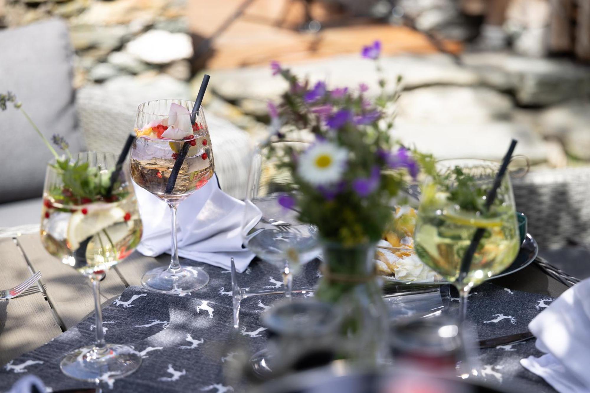 Senninger Alm Acomodação com café da manhã Hollersbach im Pinzgau Exterior foto